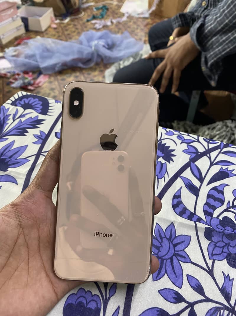 Apple iPhone XS Max 2