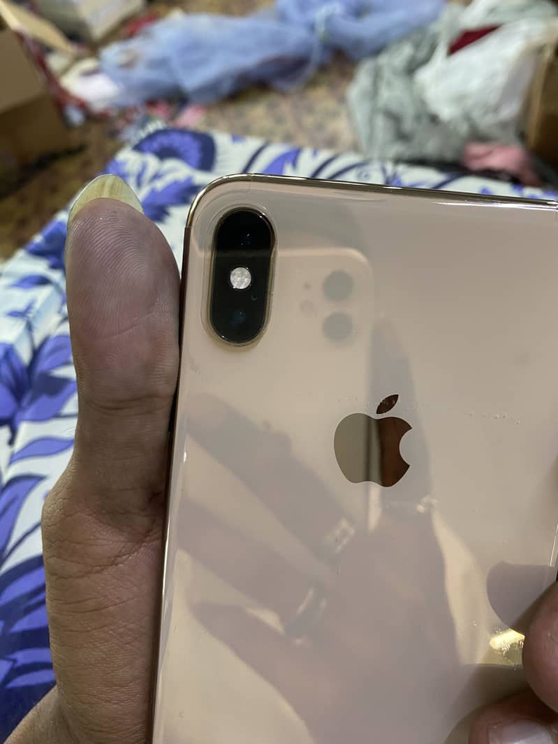 Apple iPhone XS Max 6
