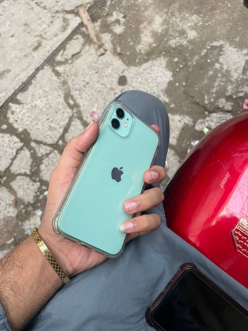 Apple iPhone 11 1