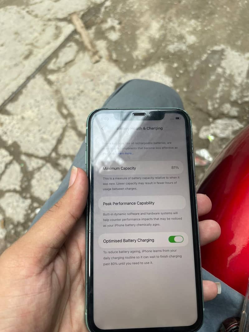 Apple iPhone 11 5