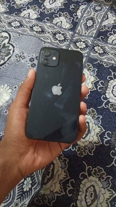 Apple iPhone 12
