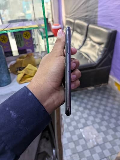 IPHONE XS PTA APPROVED