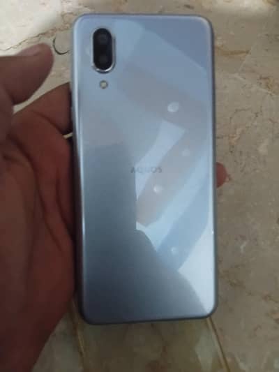 aquos non pta sirf mob ha no box no khche