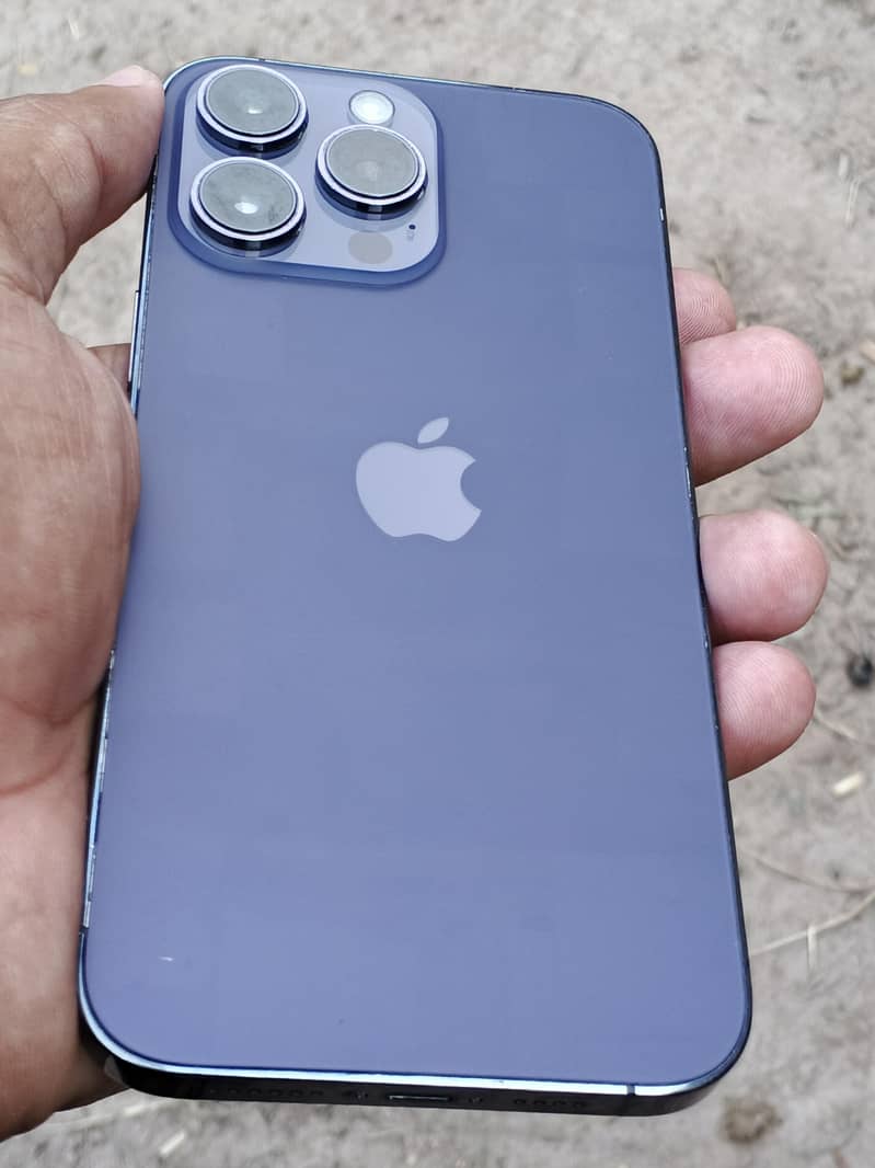 Apple iPhone 14 Pro Max 3