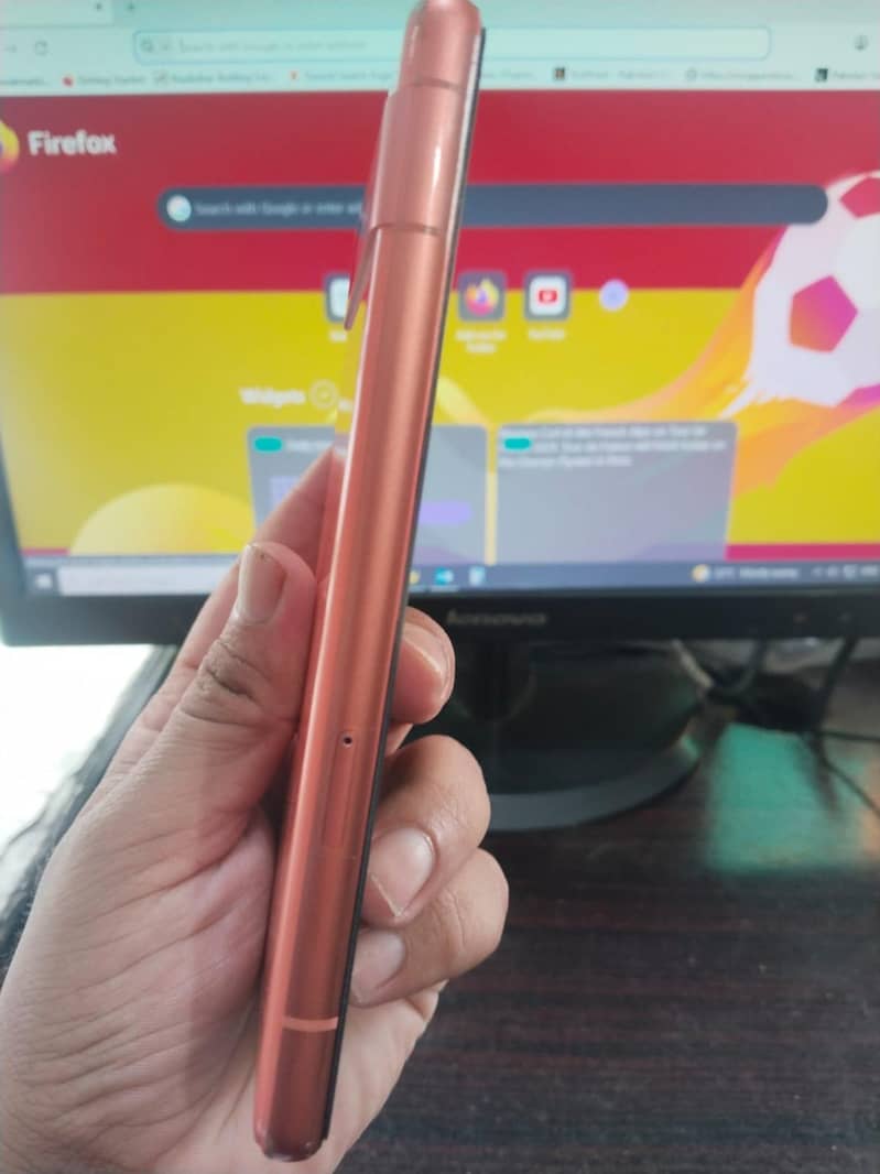 Google Pixel 7a 5