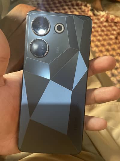 Tecno CAMON 20