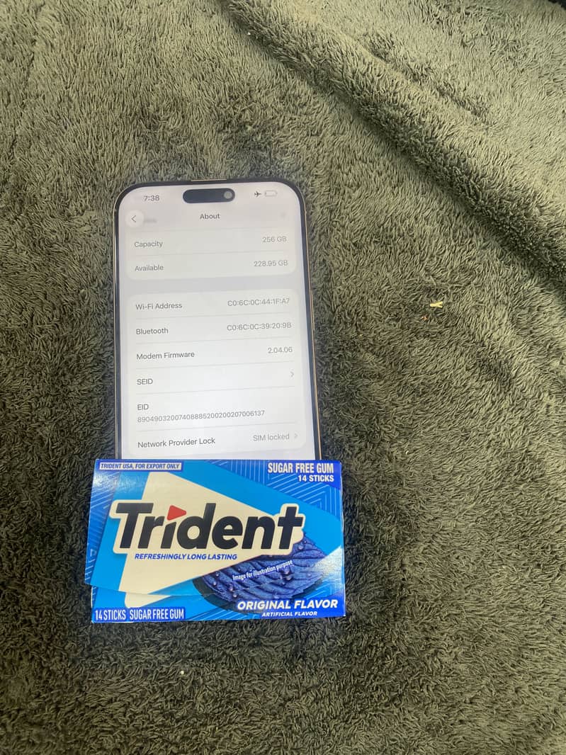 Apple iPhone 16 Pro Max 0
