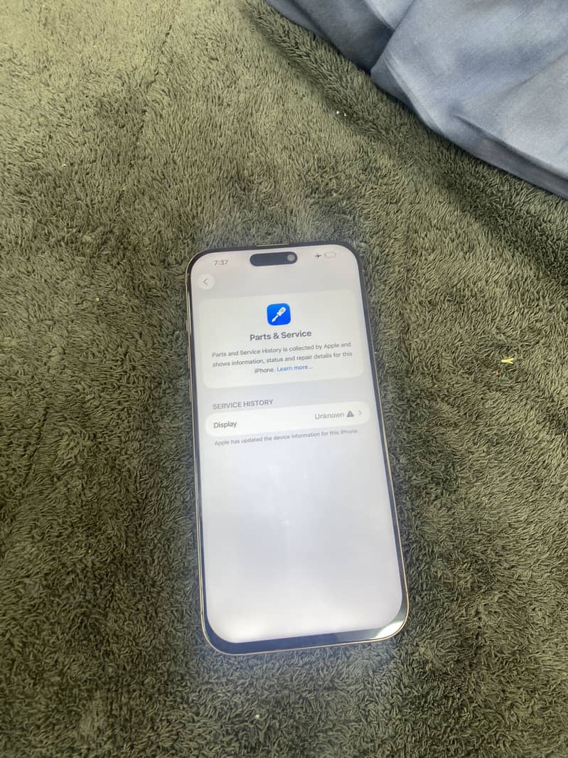 Apple iPhone 16 Pro Max 1