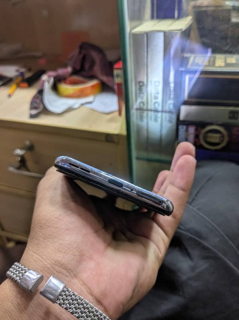 One Plus 9 4