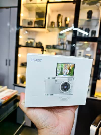 Digital Digicam Available (Brand New)