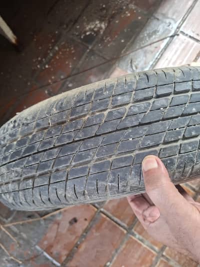 One tyre 155/70/13