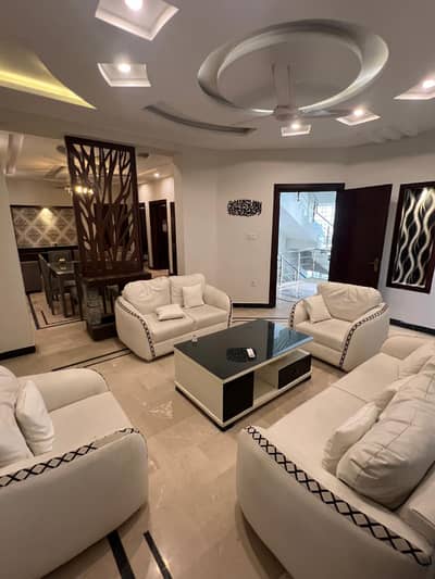 Fully furnished 10 Marla 4 bedroom phase 2 for rent bahria town Rawalpindi