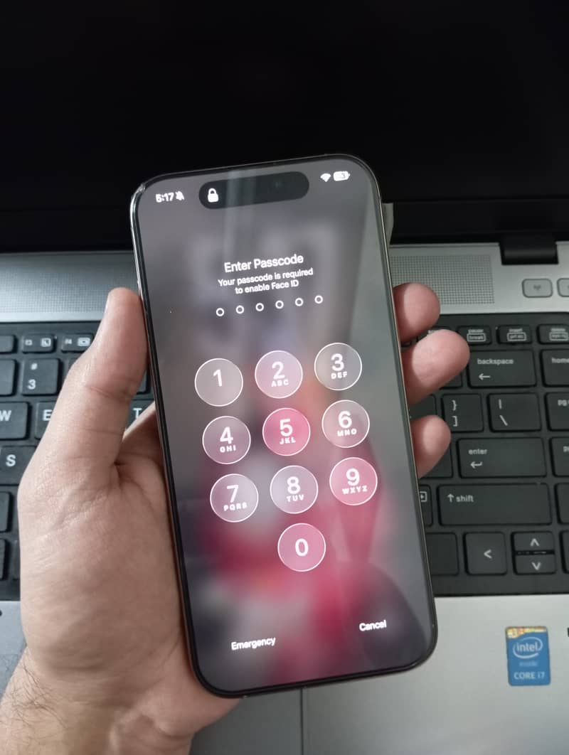 Apple iPhone 16 Pro Max 6