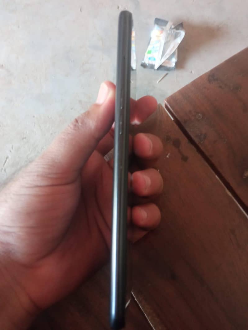 OPPO A95 8