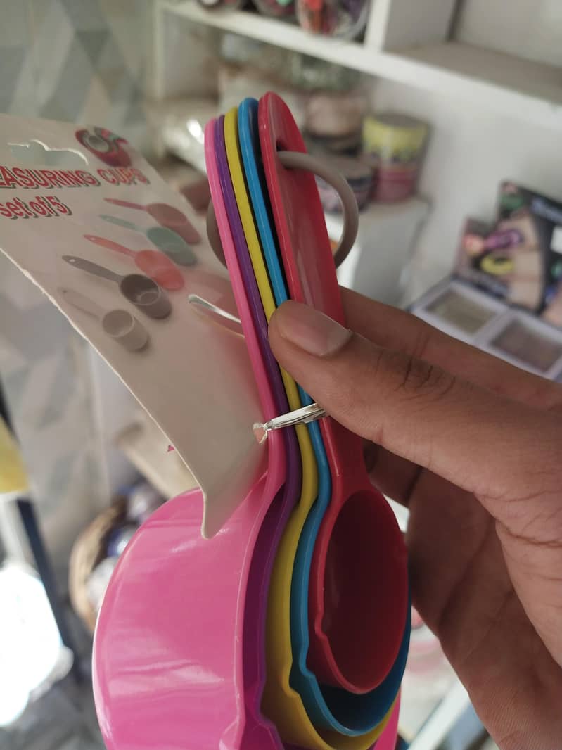 measuring cups from dollar 123 2