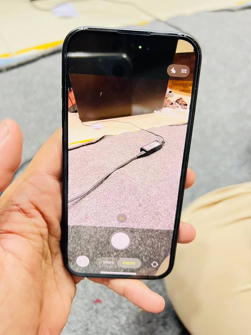 Apple iPhone 15 5