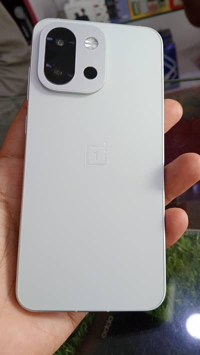 One Plus 13t
