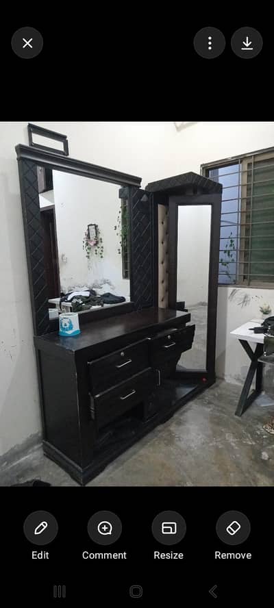 dresser with 2 mirrors