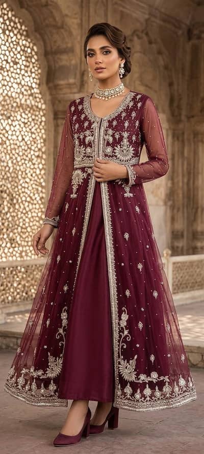 beautiful gorgeous dress wear in weeding or function