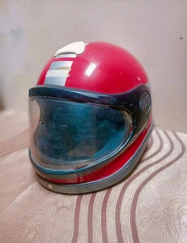 Helmet  0