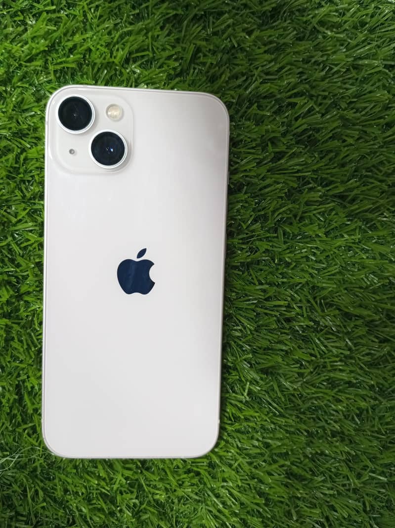Apple iPhone 13 6