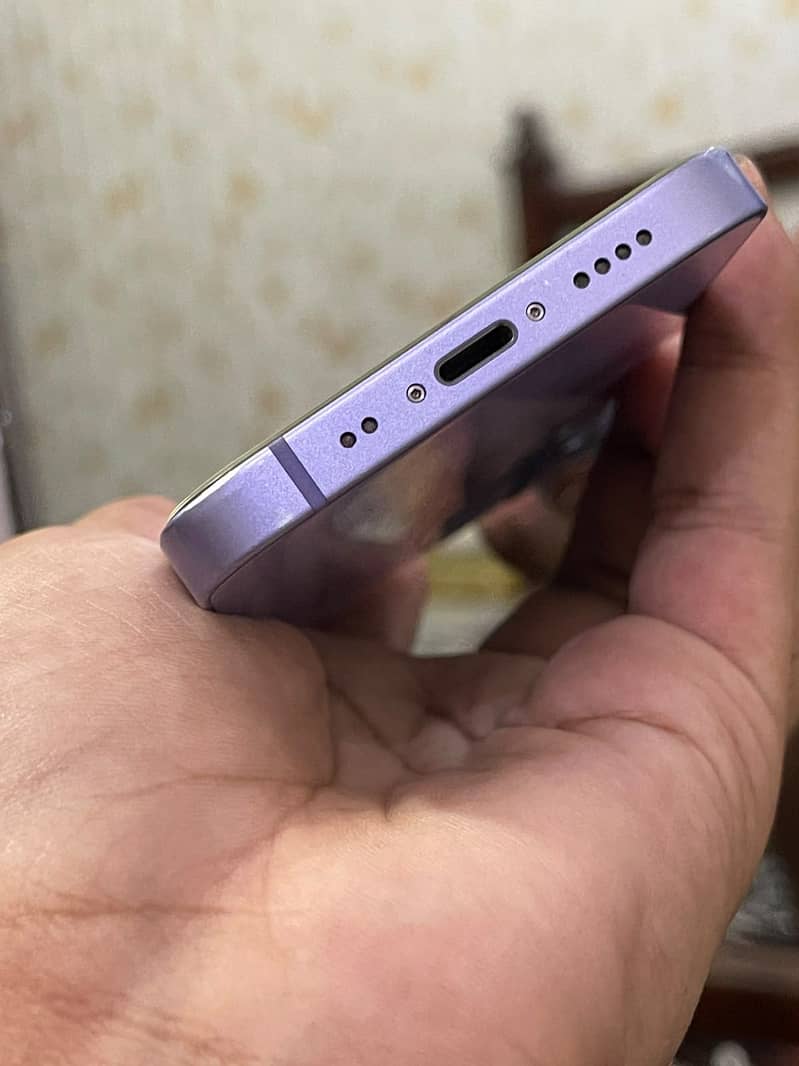 Apple iPhone 12 mini 3