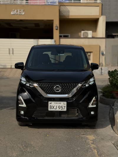 Nissan Dayz highway star pro pilot turbo charge