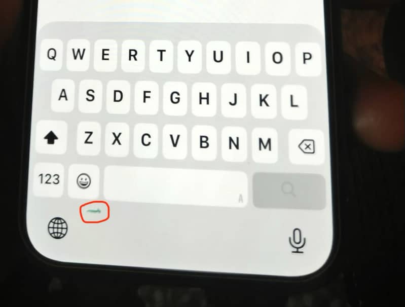 Apple iPhone 13 4
