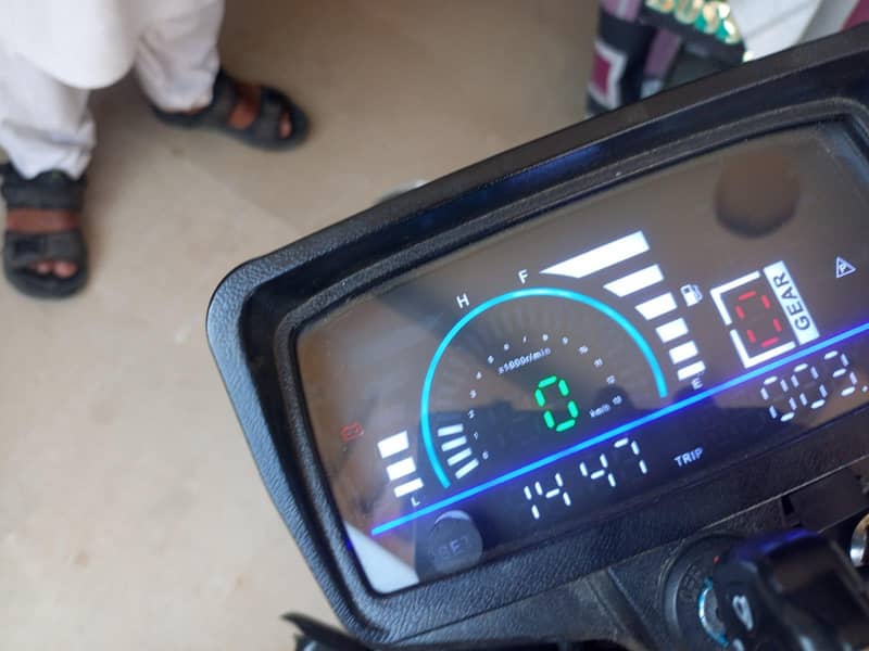 Digital Speedometer 125 Bikes 1