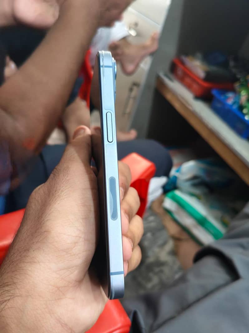 Apple iPhone 14 2