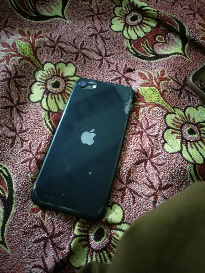 Apple iPhone SE 8