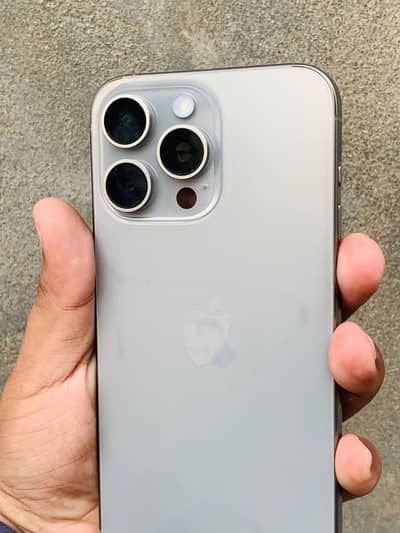 Apple iPhone 15 Pro Max