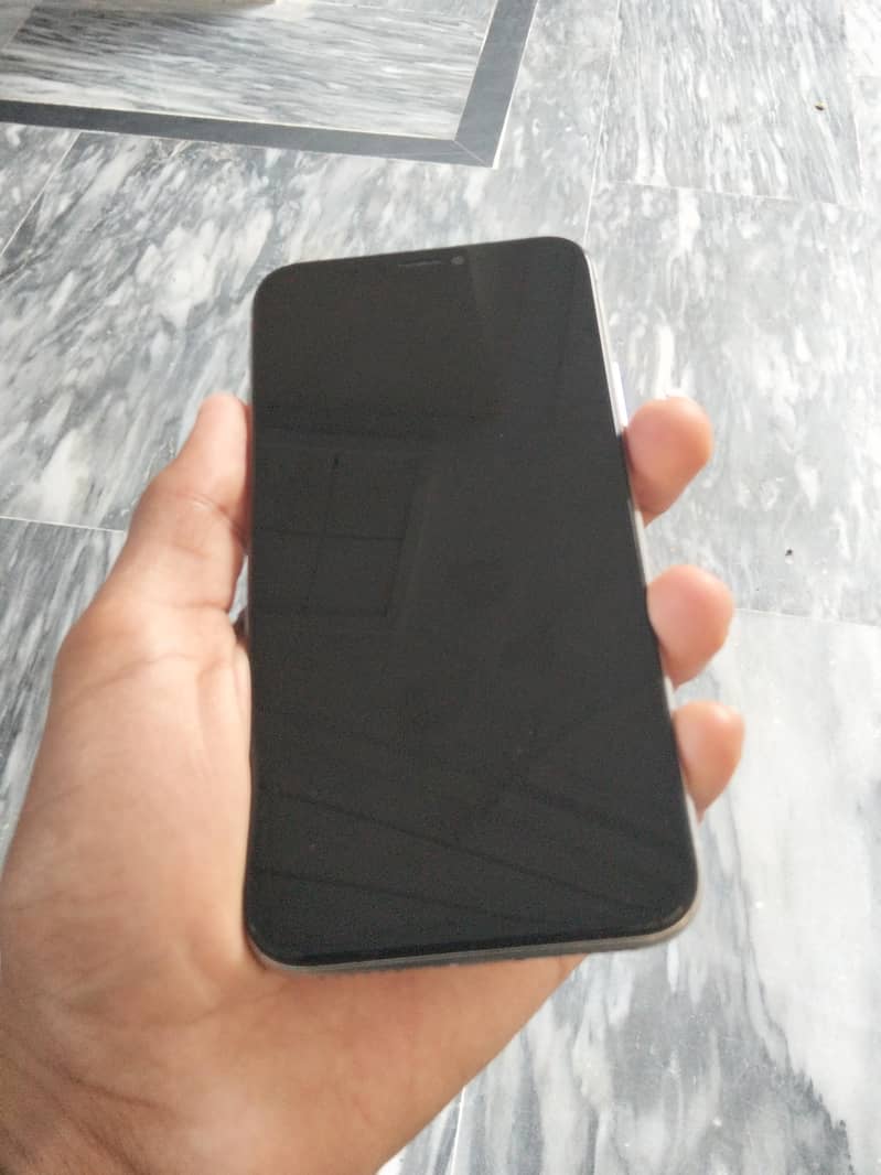 Apple iPhone X 1