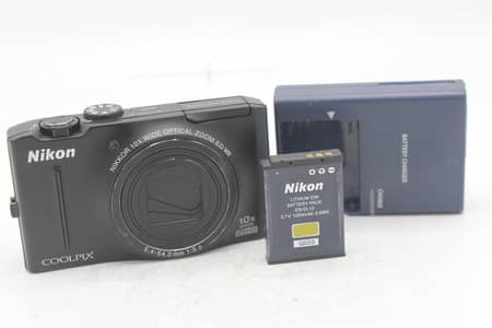 Nikon s8100 camera