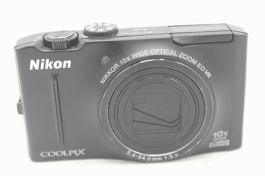 Nikon s8100 camera 3