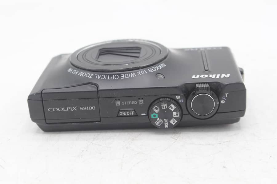 Nikon s8100 camera 4