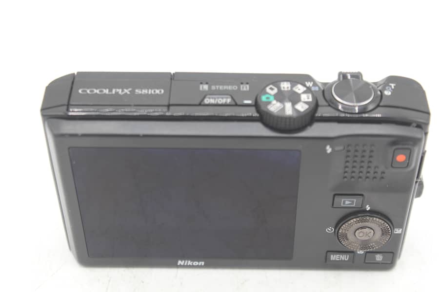 Nikon s8100 camera 9