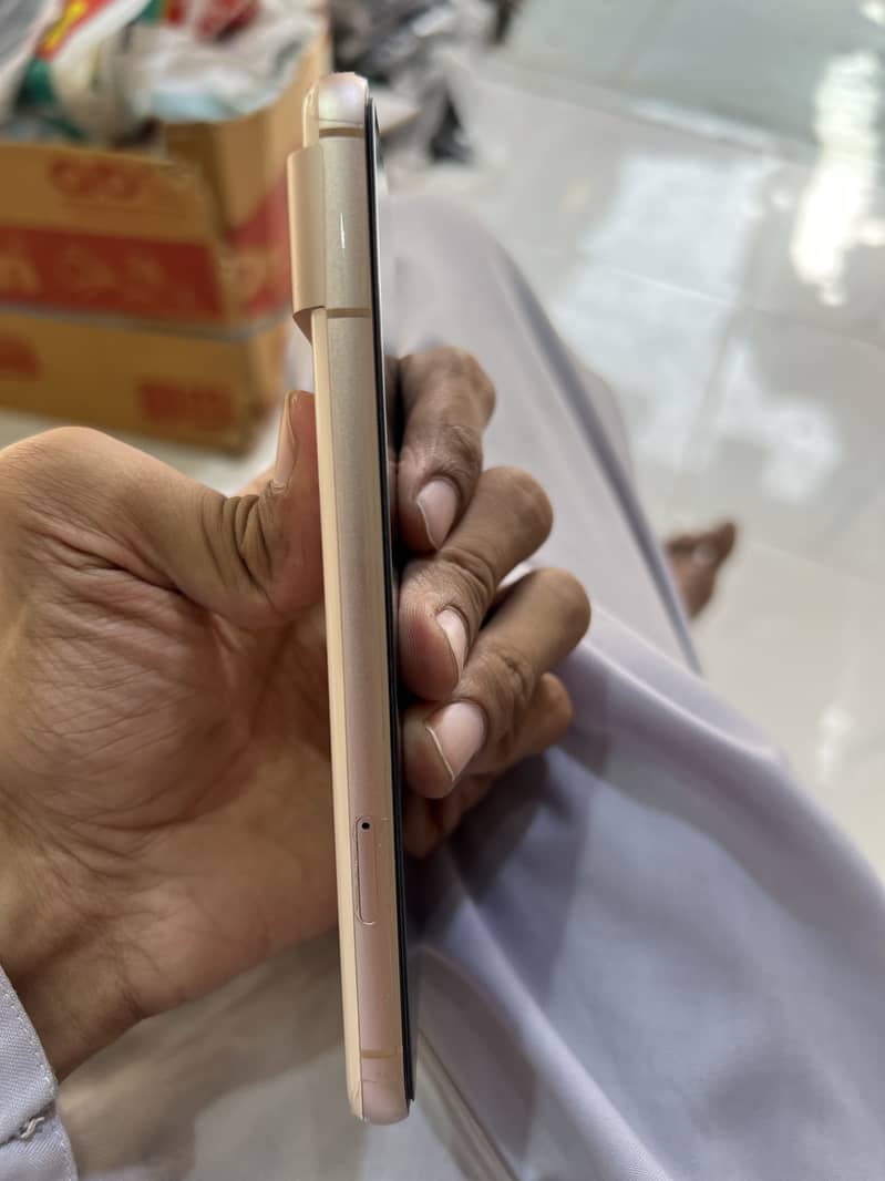Google Pixel 8 1