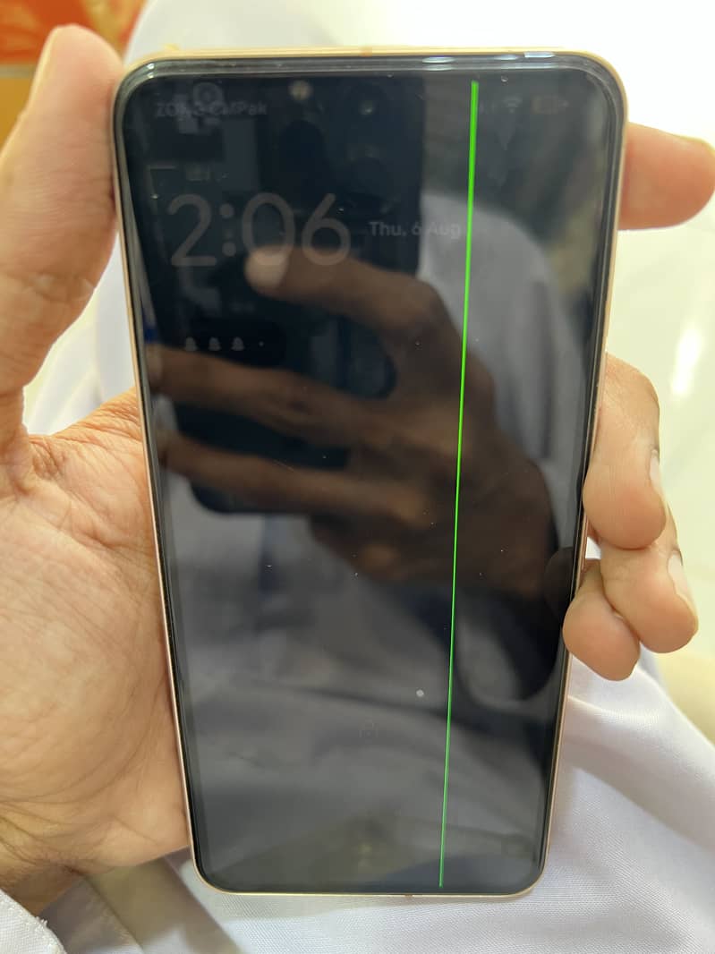 Google Pixel 8 6