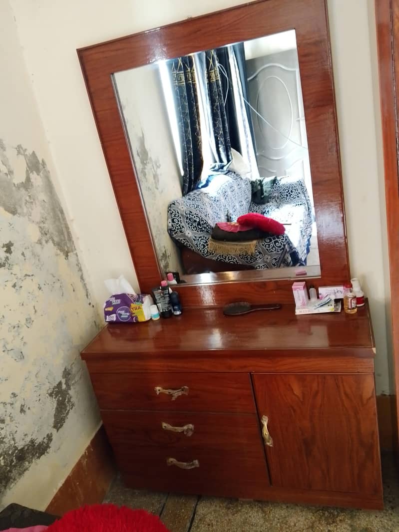 مکمل فرنیچر سیٹ برائے فروخت 4