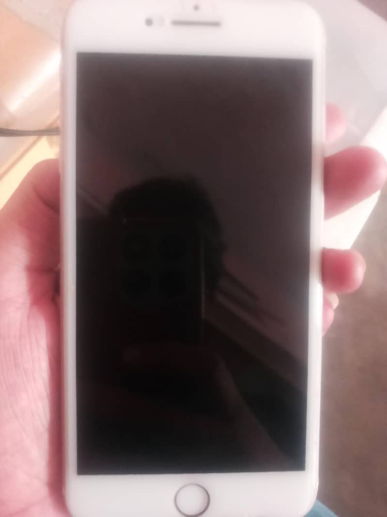 Apple iPhone 7 Plus 3