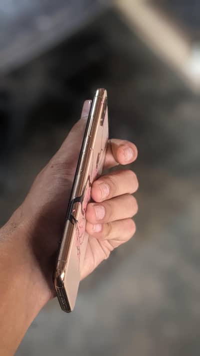 Apple iPhone XS Max pta approved 10/9