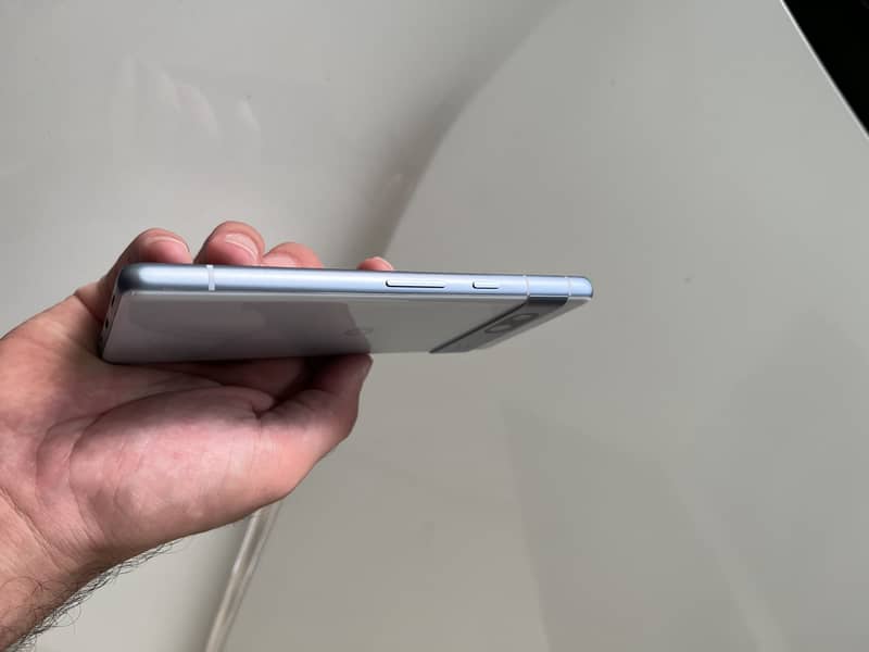 Google Pixel 7a 4