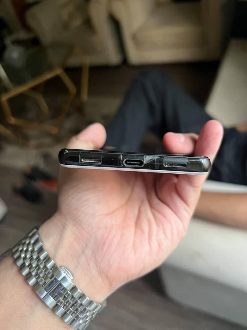 Google Pixel 6a 4