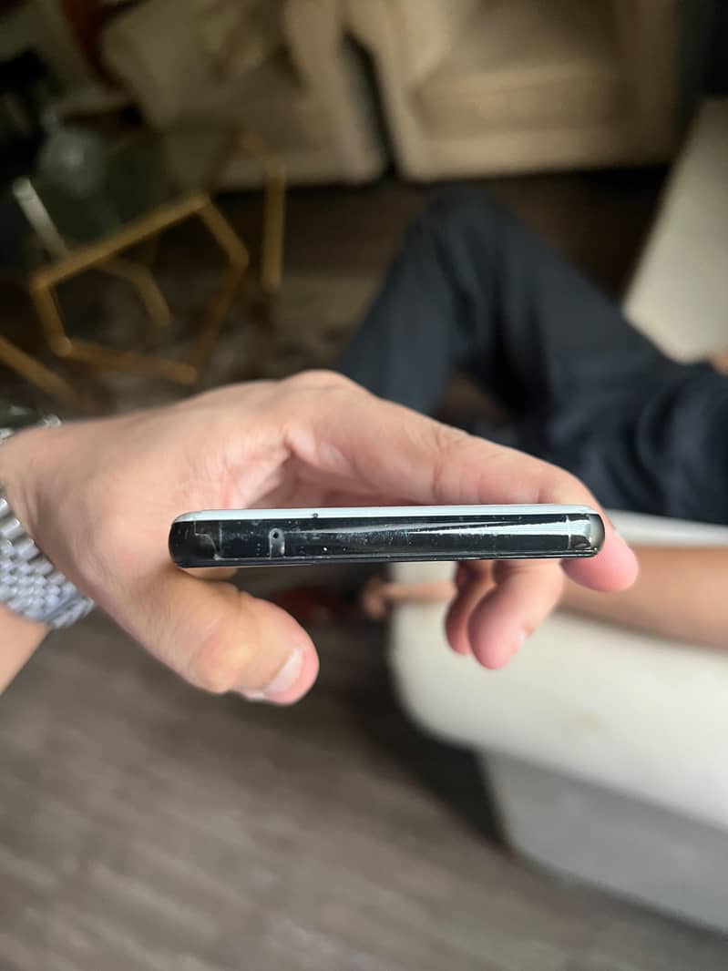 Google Pixel 6a 5