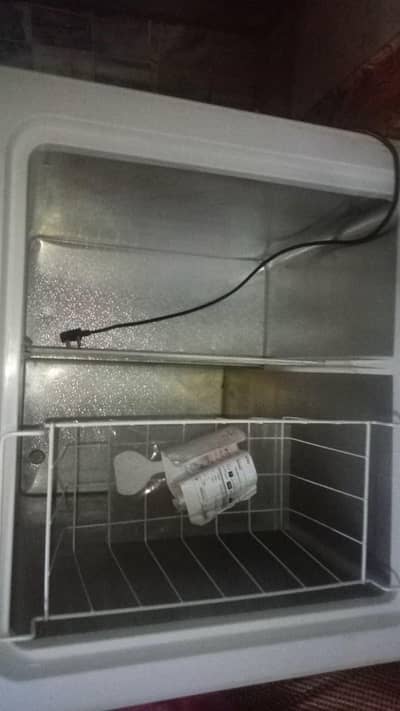 deep freezer single door