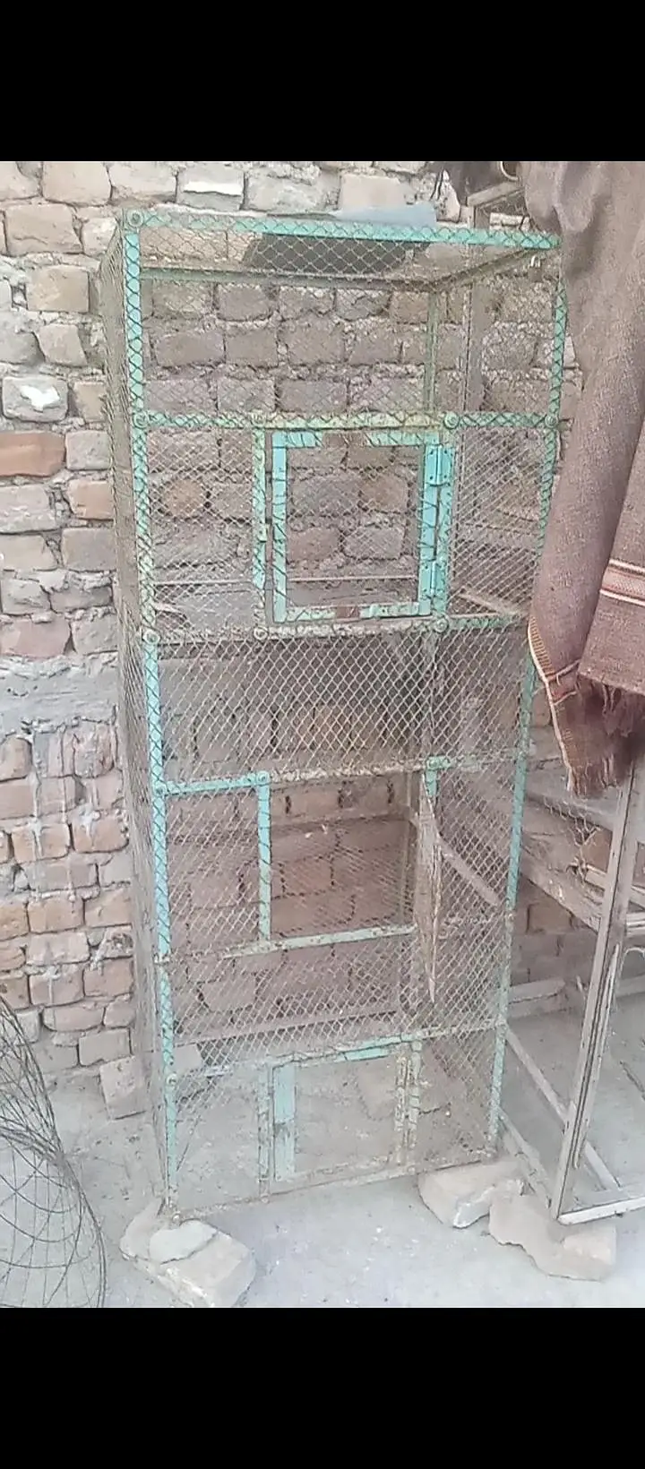 iron cage three portion — photo 2