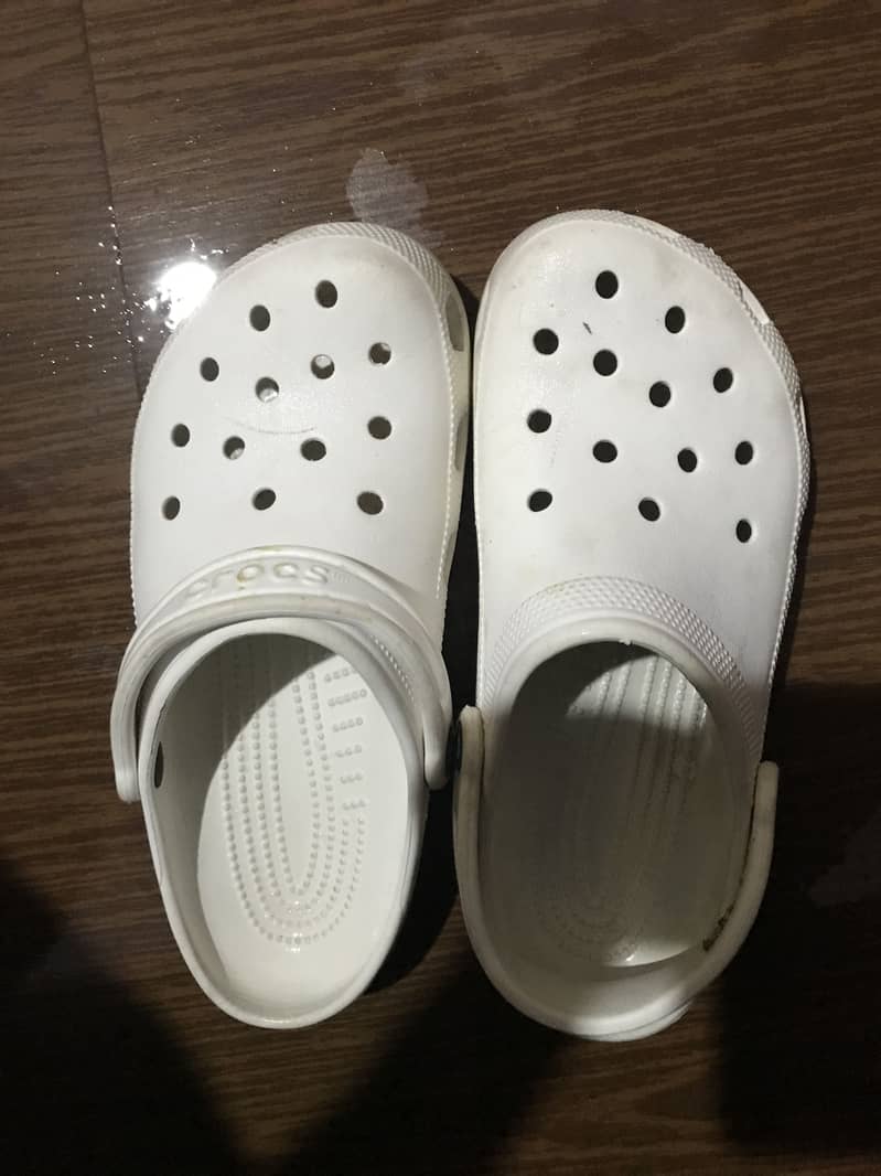 Crocs 1