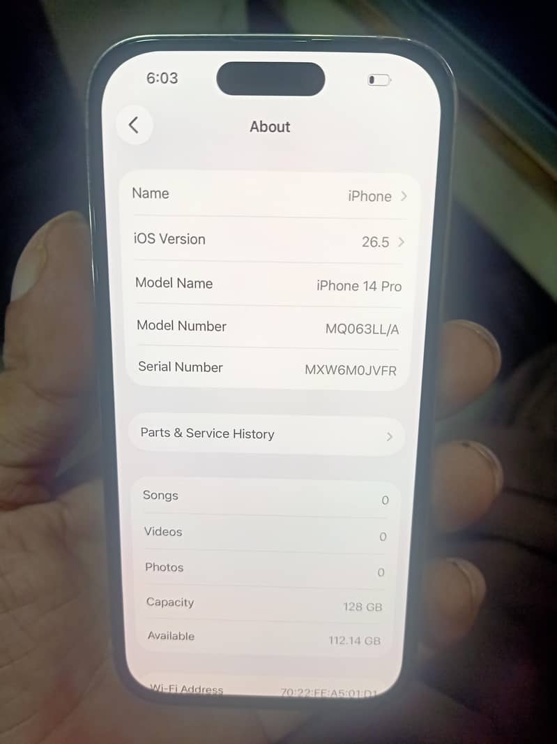 Apple iPhone 16 Pro 3