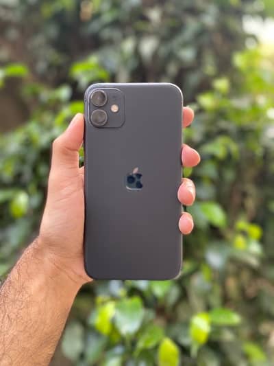 Apple iPhone 11 genuine waterpack phone